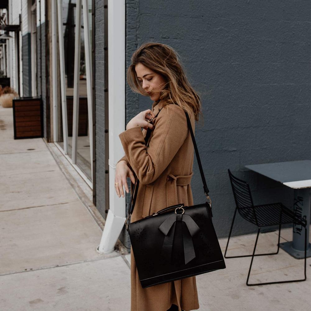 Elegante borsa a forma di papillon di Grace