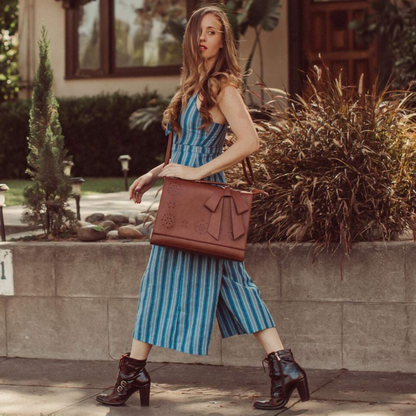 Elegante borsa a forma di papillon di Grace